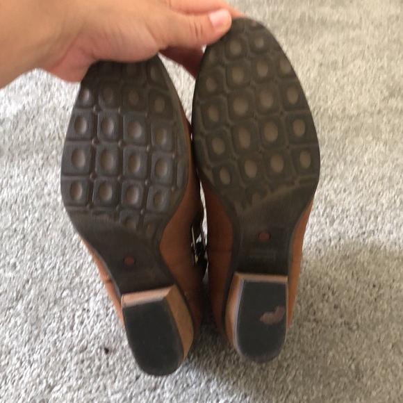 Blondo Water Proof Booties - Picture 4 of 5